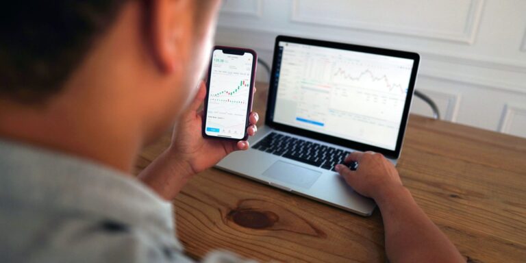 Estate Planning Lawyer: Complete Guide to Services, Benefits, and Real-Life Use Cases